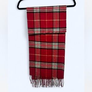 Roundtree & Yorke Red and Black Plaid Scarf